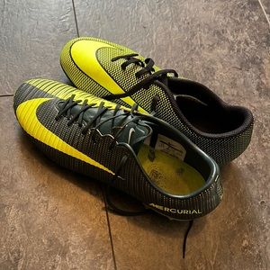 Mens Nike soccer cleats